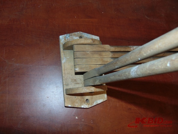 lot 112 image: Vintage Drying Rack