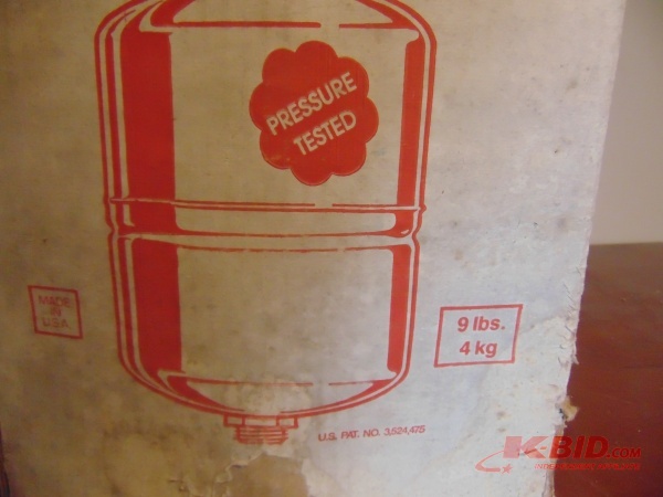 lot 135 image: Red Lion Captive Air Tank