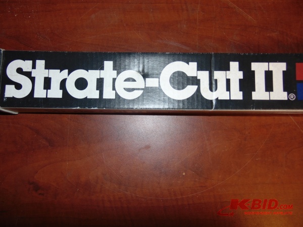 lot 137 image: Straight Cut 2 Cutting Guide