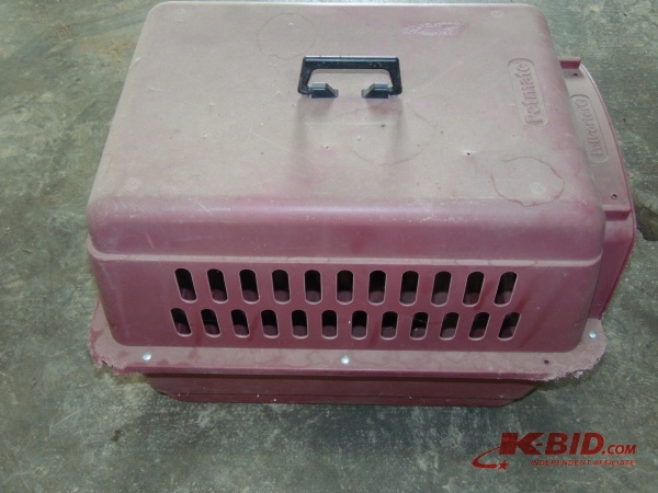 lot 163 image: Medium Pet Porter