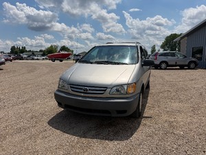 2001 Toyota Sienna