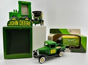 John Deere Ertl Die-Cast Banks & Trucks Mixed Lot