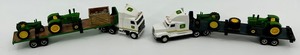 John Deere Die-Cast Tractor Hauler Set