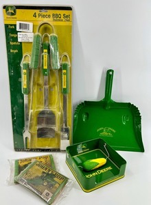 John Deere BBQ Set, Tin Tray, Dust Pan & Johnny Pop Popcorn Mixed Lot