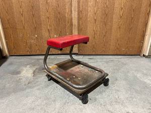 Vintage Snap On Rolling Creeper Seat