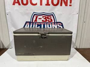 Vintage Coleman Cooler
