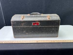 Simmonds Toolbox & Hardware