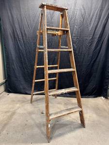 6 Step Wood Ladder