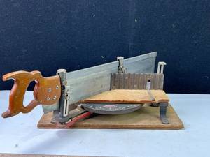 Stanley Manual Miter Saw & Saw