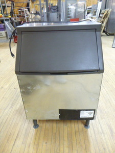 Manitowoc Ice Maker