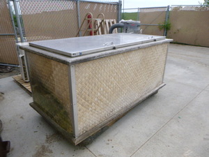 Kevry Chest Cooler