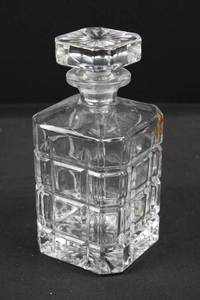 Crystal Decanter With Stopper