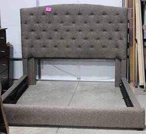 King Sized Upholstered Tufted Bed Frame With Headboard & Footboard
