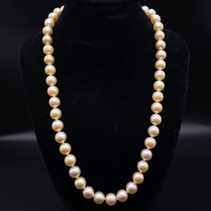 Golden South Sea Pearl (8 - 8.9mm) Single Strand Necklace w 18k Yellow Gold Clasp $3,000 Retail VIDEO