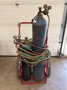 1 - Oxy Acetylene Welding Cart - Craftsman Regulators With Tanks, Hoses & Torch