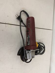 1 - Angle Grinder - Chicago Electric Heavy-Duty 4-12 Inch Item 91223 120V 4.5A