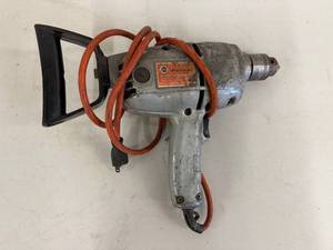Corded Drill - Black & Decker 7250 12 in Reversing Drill