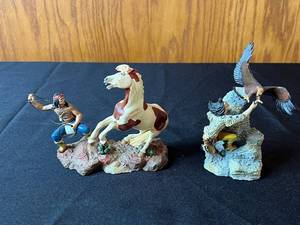 Collectible Figurines - Franklin Mint Native American Heritage Foundation ApacheMustang (Lot of 2)