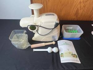 Juice Extractor - Woorideul WRD-204 Twin Health Marathon