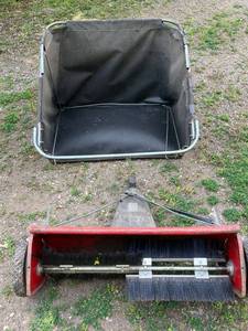 Lawn Sweeper - Agri-Fab 30 in
