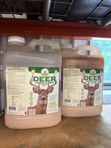 Deer Repellent - Bobbex Concentrated Spray (Lot of 2) - content quantities unverified