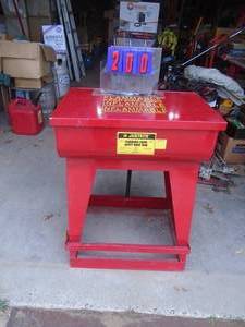 Just Rite parts washing bin. Foot operated door. New. Never used. As shown.