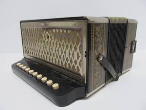 Nice Vintage HOHNER Accordion