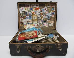 Very Cool Estate Lot Old Suitcase Full of Vintage Paper Items Postcards etc
