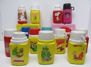 Large Group of Assorted Vintage Thermoses &amp 2 Lunchboxes