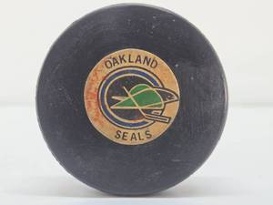 Original Vintage 1960s Team Hockey Puck #5 - Oakland Seals