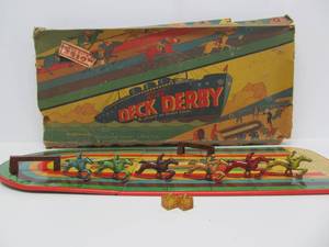 Vintage 1930s Wolverine DECK DERBY Ocean Liner Tin Horse Racing Game wOriginal Box &amp Dice