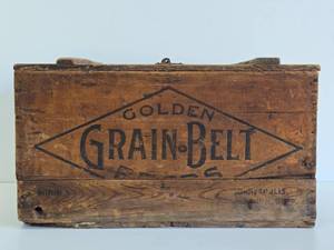 Antique Pre-Prohibition GRAIN BELT Wooden Advertising Beer Crate wLid