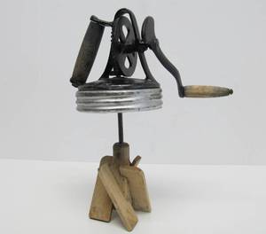 Primitive Dazey Churn Lid &amp Mechanism - No Jar