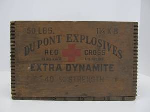 Vintage Dovetailed Wood DUPONT Explosives  Dynamite Advertising Crate