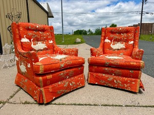 Excellent Vintage Mid Century Oriental Design Parlor Armchairs
