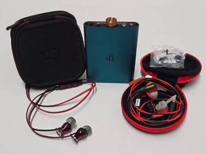 Quality HIP DAC Headphone Amplifier & 2 Pair of Wired Headphones