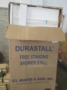Mustee 32 x 32 base freestanding s...