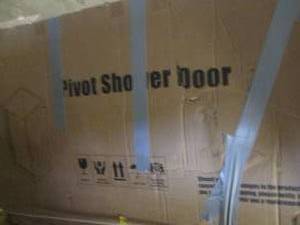 Pivot glass shower door 74.8 x 32.3...