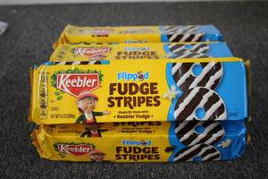 6 Packs of Flipped Fudge Strips Exp...