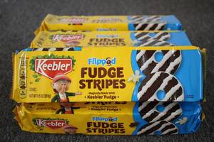 6 Packs of Flipped Fudge Strips Exp...