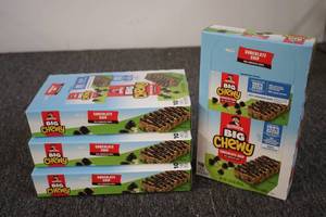 Chewy Chocolate Chip Granola Bars 4...
