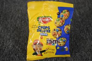 12 Snack bags of chips deluxe mini ...