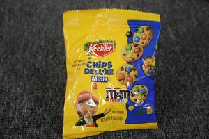 12 Snack bags of chips deluxe mini ...