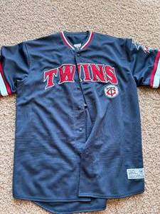 Joe Mauer Minnesota Twins baseball jersey dark blue with red lettering