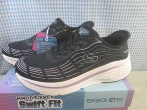 (BS) Skechers Ladies Hands Free Swi...