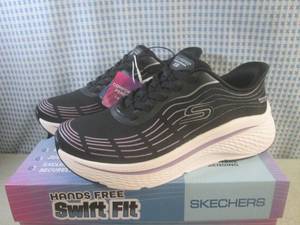 (BS) Skechers Ladies Hands Free Swi...
