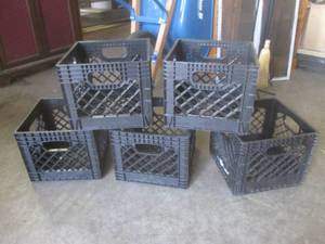 (BS) 5 Plastic Milk Crates...