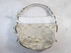 (H-2) Coach Purse Previously Loved...