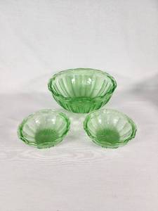 Set of Green Depression Glass Bowls
