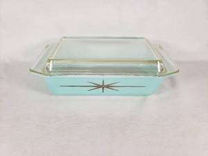 Pyrex 575-B 2 Qt Baking Dish with Lid